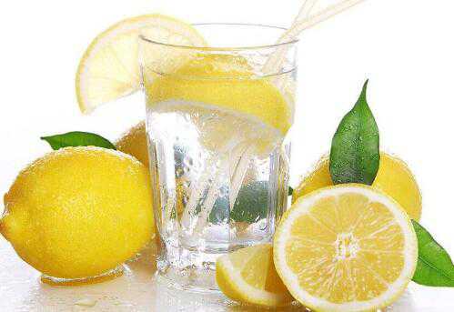柠檬水的正确泡法及功效