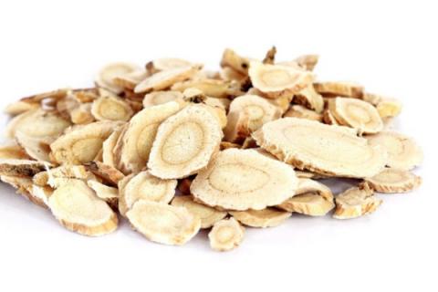 黄芪和茯苓泡水喝的功效与作用