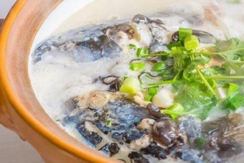 天麻川芎白芷炖鱼头的功效与作用