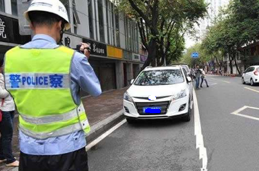 违章停车罚款多少20171