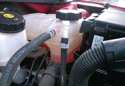 发动机水温过高的原因,发动机水温一般多少正常 发动机水温过高的原因,发动机水温一般多少正常