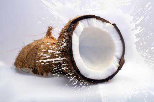 椰子里面的肉能吃吗