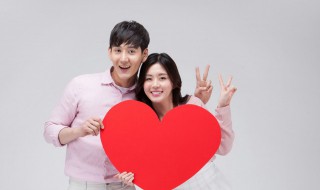 好听的qq情侣网名（好听的qq情侣网名两字）