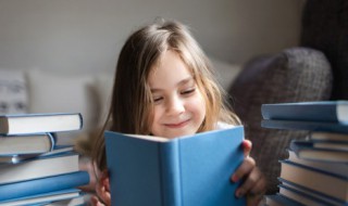 姓乜女孩名字洋气时尚的（姓乜的女生名字）