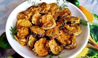 两吃茄盒的做法（茄盒配什么吃）