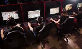 地平线5激流瀑布危险标志任务怎么做(地平线4下瀑布怎么过)