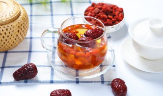 每天喝红枣桂圆枸杞茶有什么好处(经常喝红枣桂圆枸杞茶有什么好处)