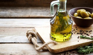橄榄油生吃可以吗（橄榄油生的能吃吗）