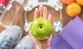 金桔苹果煮水孕妇可以喝吗 金桔能和梨苹果一起煮孕妇可以喝吗