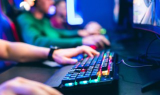 好听的游戏情侣名字大全 好听的游戏情侣名字大全带符号