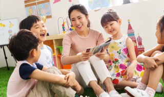 孩子老走神怎么办（孩子老走神怎么办啊手一晃就回来了怎么回事）