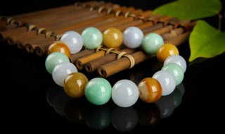 黄龙玉和翡翠（黄龙玉和翡翠的区别在哪里?）