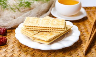 饼干是碱性还是酸性（韧性饼干是碱性还是酸性）