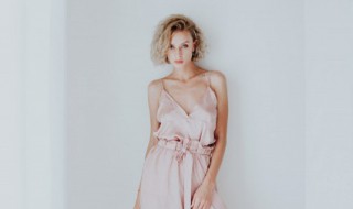 什么叫撕漫女（撕漫女还是漫撕女）