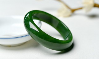 怎么鉴别玉和玻璃 怎么分辨玻璃和玉