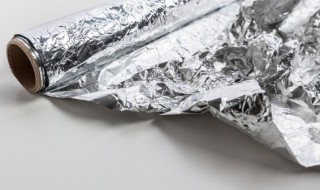 锡纸是用亮面还是暗面（烤箱锡纸是用亮面还是暗面）