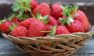 丹东草莓每年几月份上市（丹东草莓每年什么时候上市）