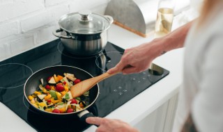 哪种锅炒菜没有油烟 什么样的锅炒菜没有油烟
