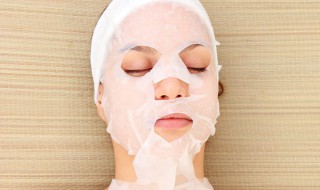 用化妆棉敷爽肤水要敷多久 化妆棉用爽肤水,敷多久