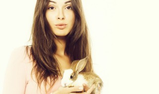 为什么兔子夏天容易死啊（夏天兔子死的较多是为什么）