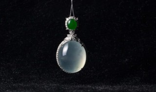 翡翠冰糯种好吗 翡翠冰种好还是冰糯种好