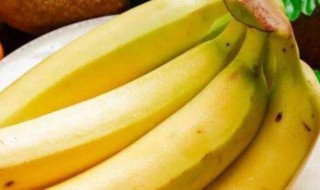 生香蕉放着会自己熟吗 香蕉就这样放着会自己熟吗