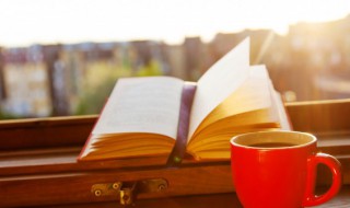 山锁雾头雾锁山的下一句是什么（雾锁山头山锁雾清的下一句是什么）