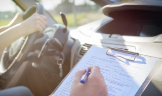 汽车电瓶保修多长时间 汽车电瓶保修期多久