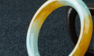 翡翠越绿越贵吗（翡翠越绿越好么）