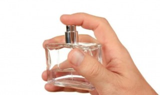 香水怎么喷才能持久的时间长 香水怎么喷最持久