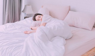 女人梦见黑鱼什么预兆 女人梦到黑鱼