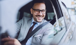 小孩坐副驾驶怎么处罚 小孩坐副驾驶怎么处罚规定