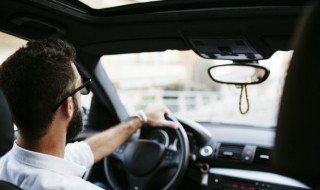 无证驾驶怎么处罚车主（无证驾驶怎么处罚车主有连带责任吗）