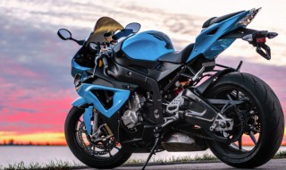 摩托车驾驶证怎么报名（办理摩托车驾驶证在哪里报名）