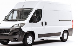 如何全面清洗汽车空调系统 如何彻底清洗汽车空调系统