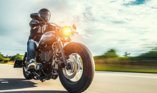 无证驾驶摩托车不去处理会怎么样 无证驾驶摩托车不去处理会怎么样对小车驾照有影响吗?