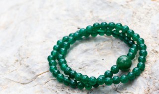 怎样区别清代翡翠烟嘴 清代翡翠烟嘴的特征