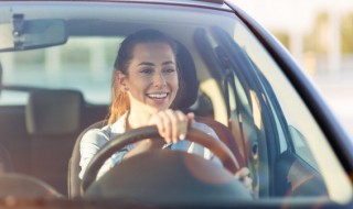 新车首次保养最佳时间 新车的首次保养时间