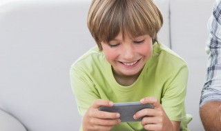 英雄联盟英雄介绍视频在哪可以看（英雄联盟英雄介绍视频在哪可以看见）