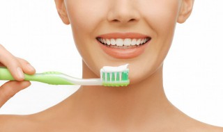 梦见掉门牙是什么征兆 梦见掉门牙是什么征兆还有血