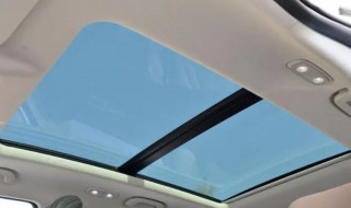 汽车顶棚脏了怎么清洗（汽车顶棚脏了如何清洗）