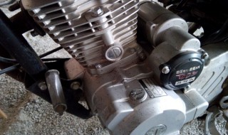 化油器怎么清洗（摩托车化油器怎么清洗）