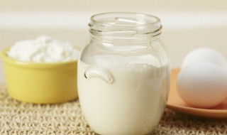 为什么酸奶比牛奶更易于人体吸收（为什么酸奶比牛奶更易于人体吸收呢）