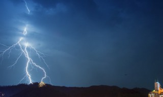 避雷针原理是什么（飞机避雷针原理是什么）