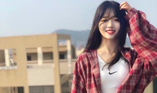 红色衬衫配什么颜色毛衣好 红色衬衫配什么颜色毛衣好看