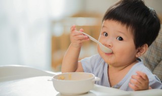 宝宝骨头汤煮稀饭方法 骨头汤给宝宝煮饭好吗