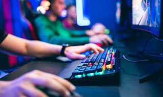 2个字情侣名字一对简洁 两个字情侣名简洁