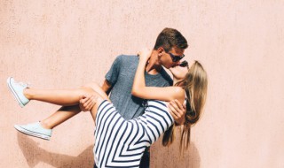 很宠很宠的情侣网名（很宠很宠的情侣网名带符号）