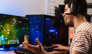 英雄联盟搞笑游戏名字（英雄联盟搞笑游戏名字 能笑死人的）