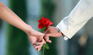 求婚成功朋友圈怎么发 男生求婚成功朋友圈怎么发